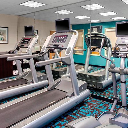 Fairfield Inn And Suites By Marriott Emporia I-95 Esterno foto