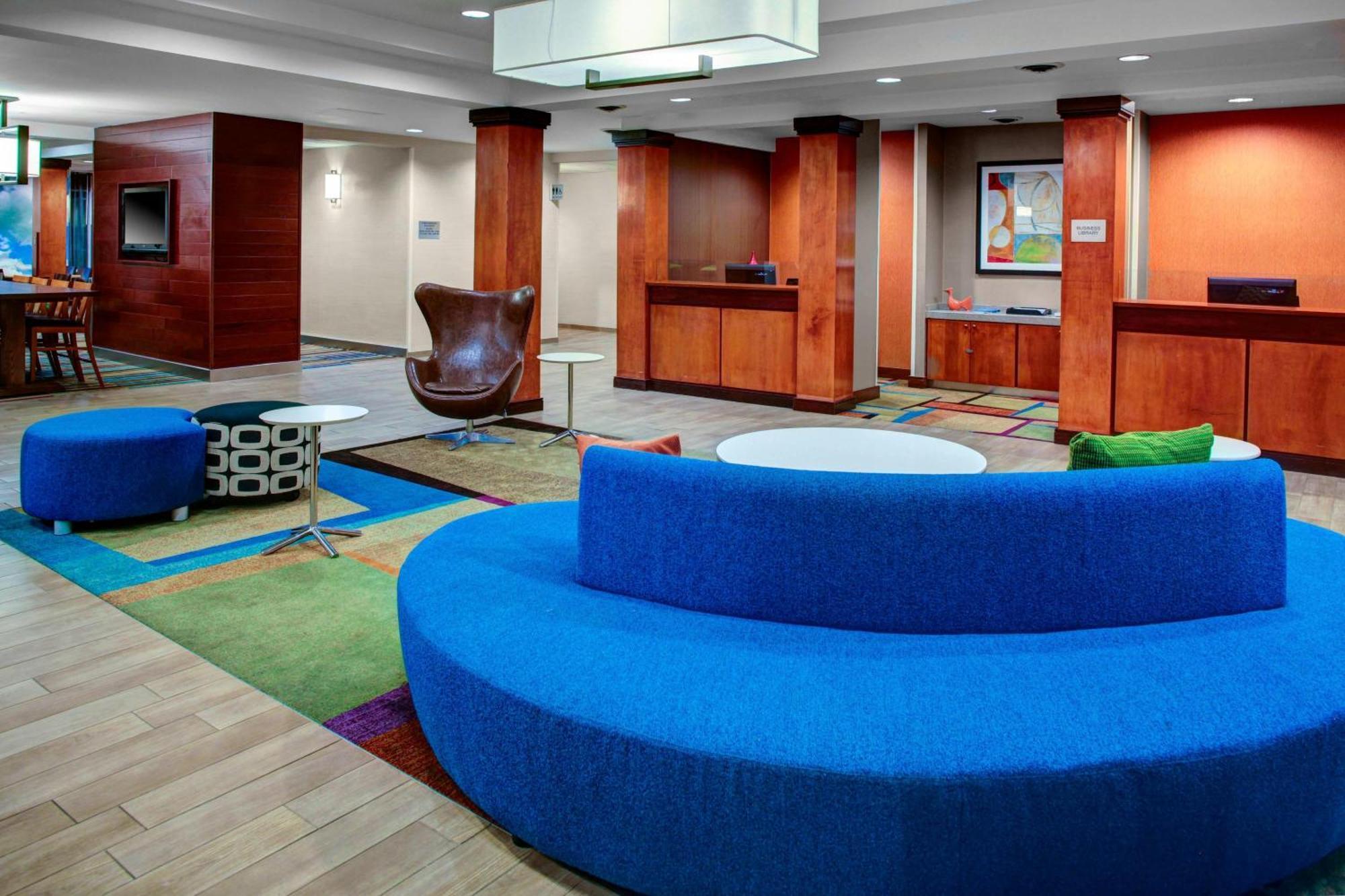 Fairfield Inn And Suites By Marriott Emporia I-95 Esterno foto