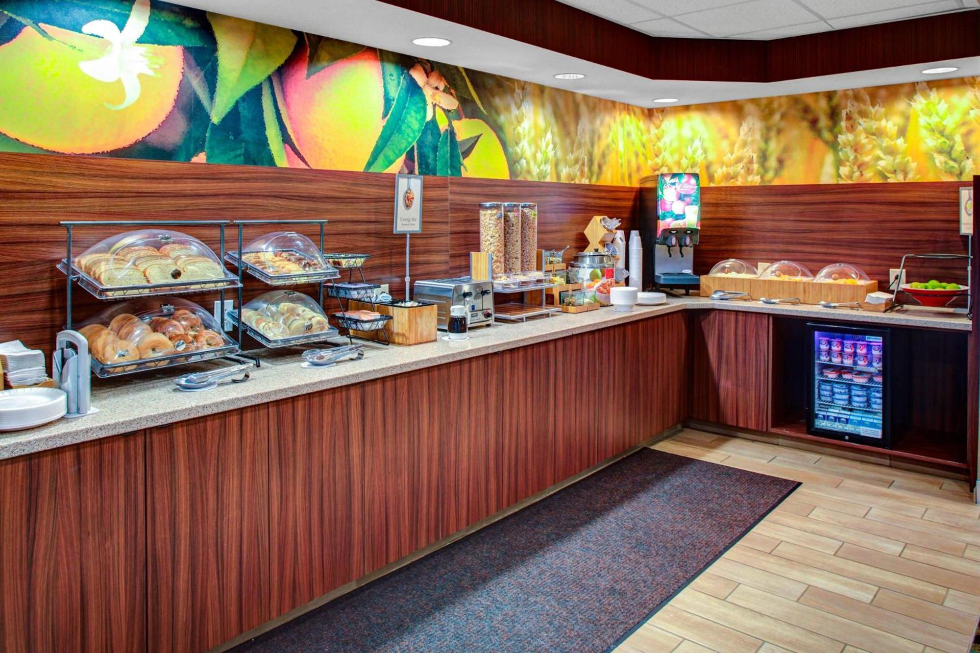 Fairfield Inn And Suites By Marriott Emporia I-95 Esterno foto